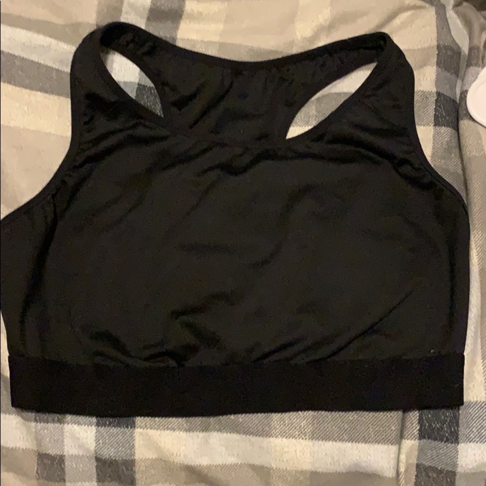 Sports bra